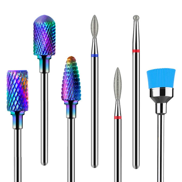 Zeven delen: drie carbide barrelbitjes, drie diamanten punten en een blauw reinigingsborsteltje