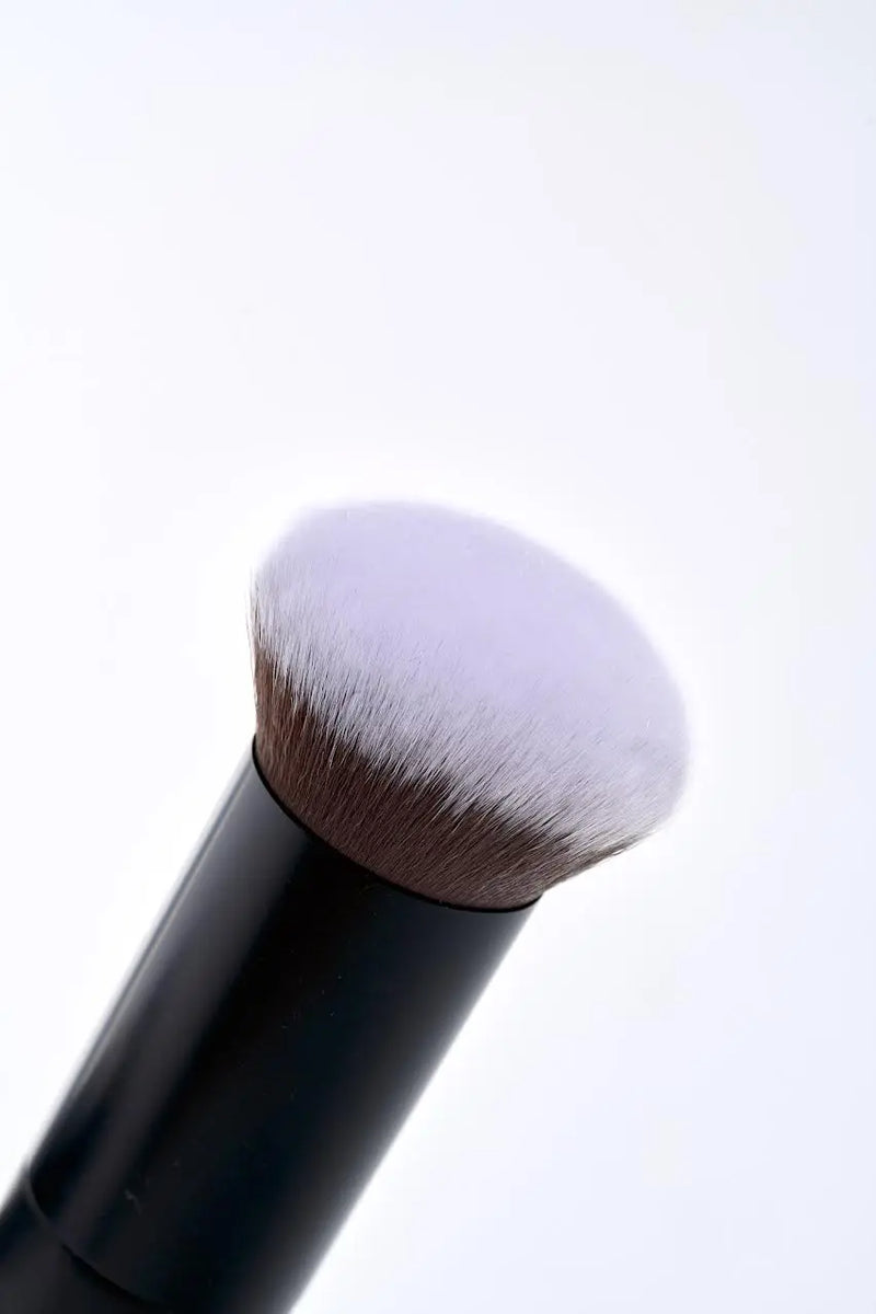 Brushworks No. 28 Base Perfecting Brush