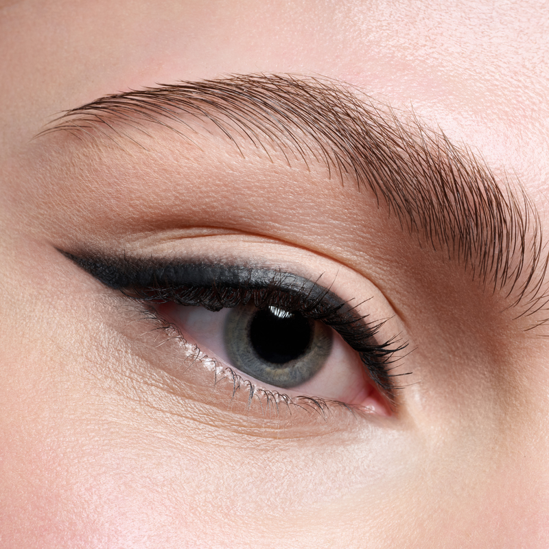 Catrice Velvet Glide Matte Eye Pencil 010 Black Stone