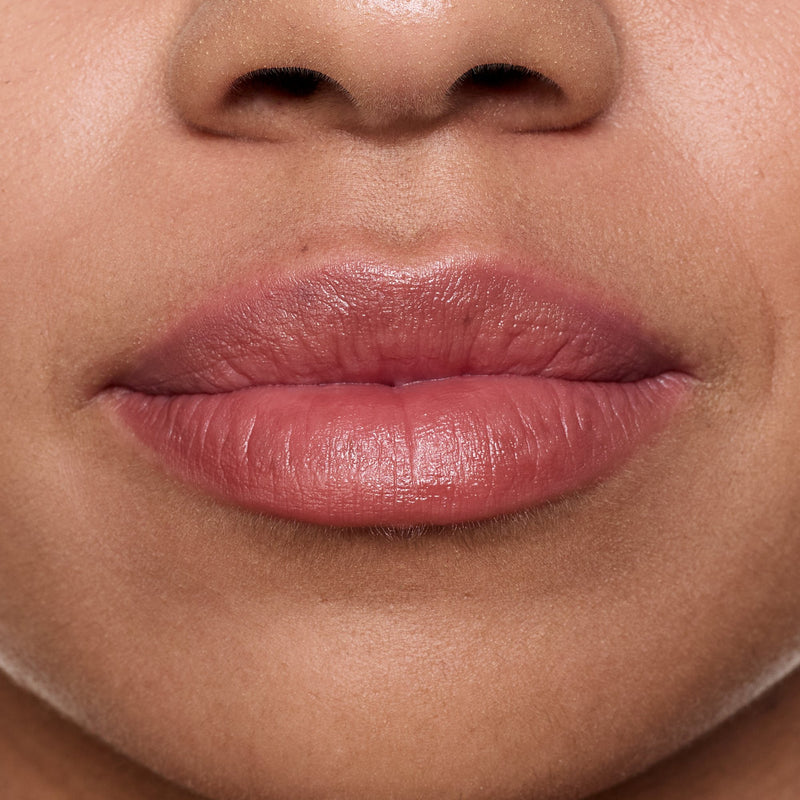 Essence Blur Soufflé Sheer Nude Lip Balm 05 Nude Toffee