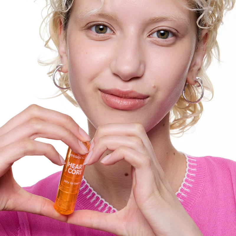 Essence Heart Core Jelly Lip Balm 04 Peach Please!