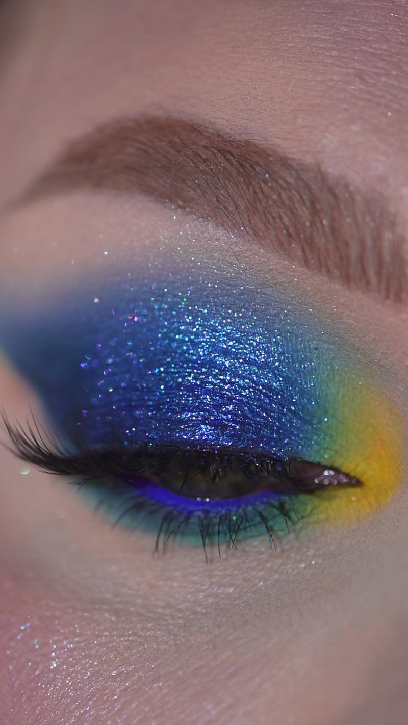 Singe Beauty Galactic Visitor Palette 8