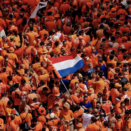 Koningsdag make-up van Boozyshop in oranje tinten