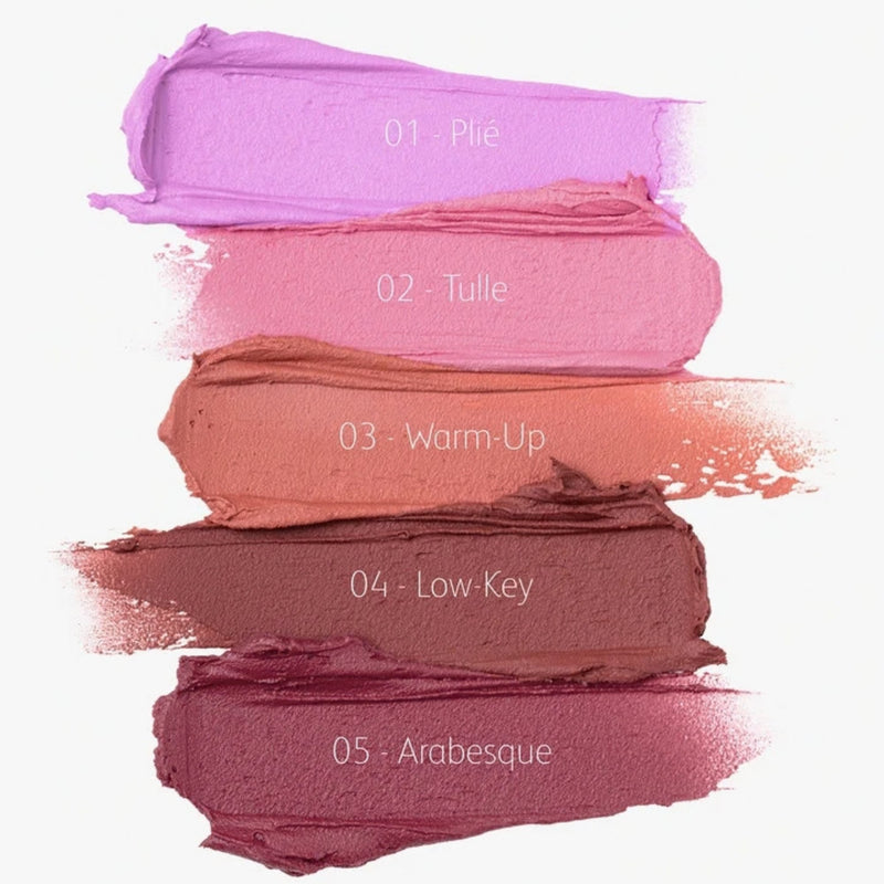 Astra Make Up Mat & Gentle Mousse Blush Warm-up, een zijdezachte mousse blush voor een natuurlijke, matte finish.