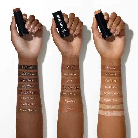 Black Opal True Color Skin Perfecting Stick Foundation SPF15 540 Au Chocolat, foto 2 van 6