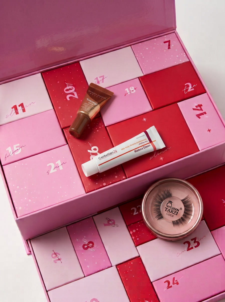 Boozyshop Adventskalender 2026, open vakjes met lipgloss, blush en andere beautyproducten