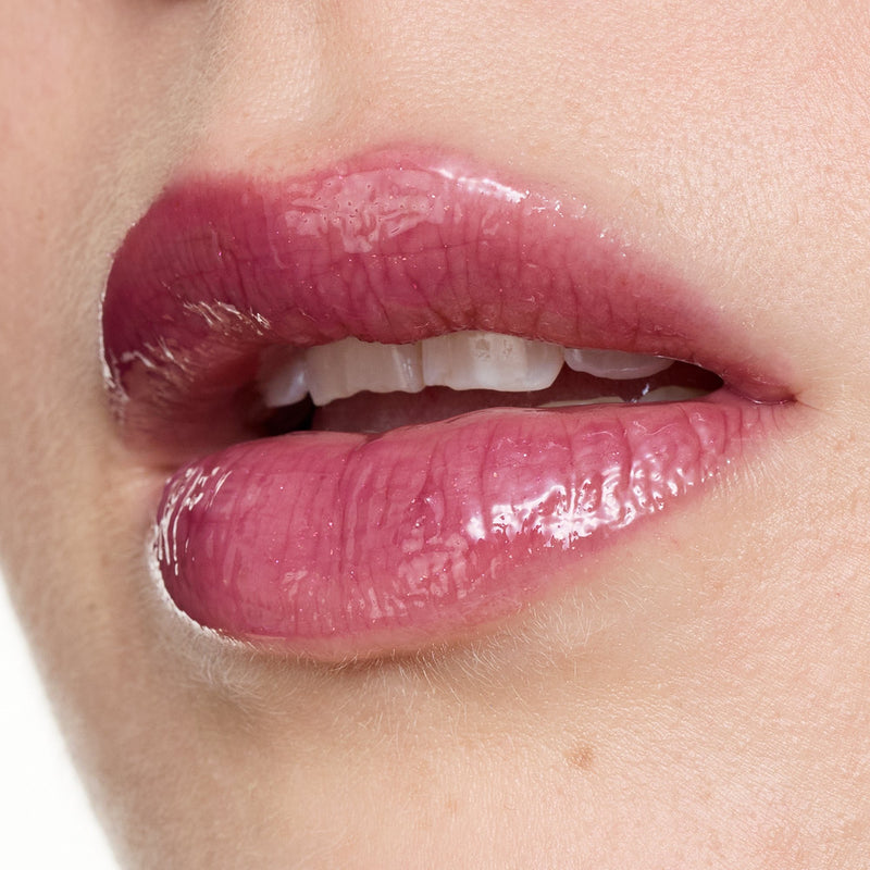 Essence Juicy Bomb Shiny Lipgloss 110 Crushed Berry