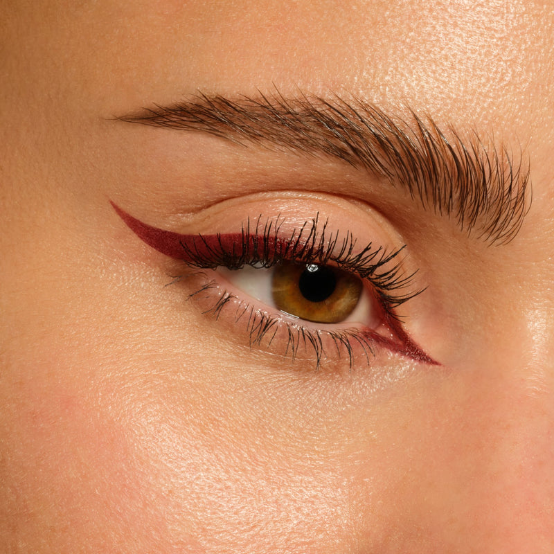 Essence Kajal Pencil 32 Red Velvet