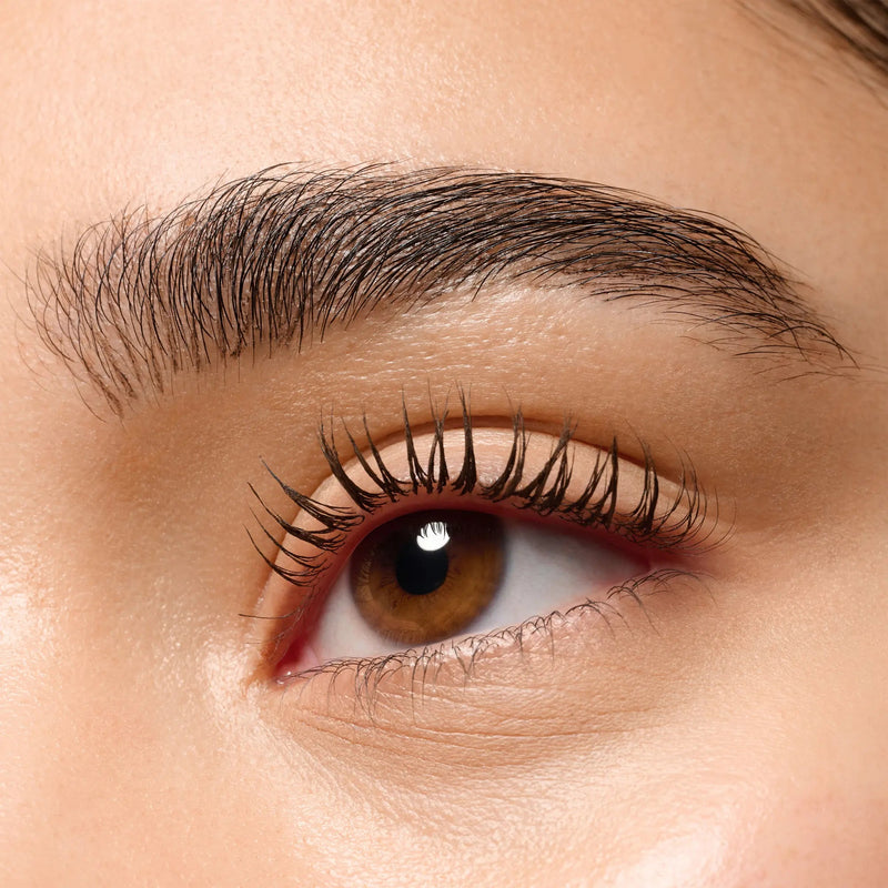 Essence Microblading Brow Brush Liner 04 Dark Brown, vloeibare wenkbrauwliner met fijne brush, foto 4 van 6