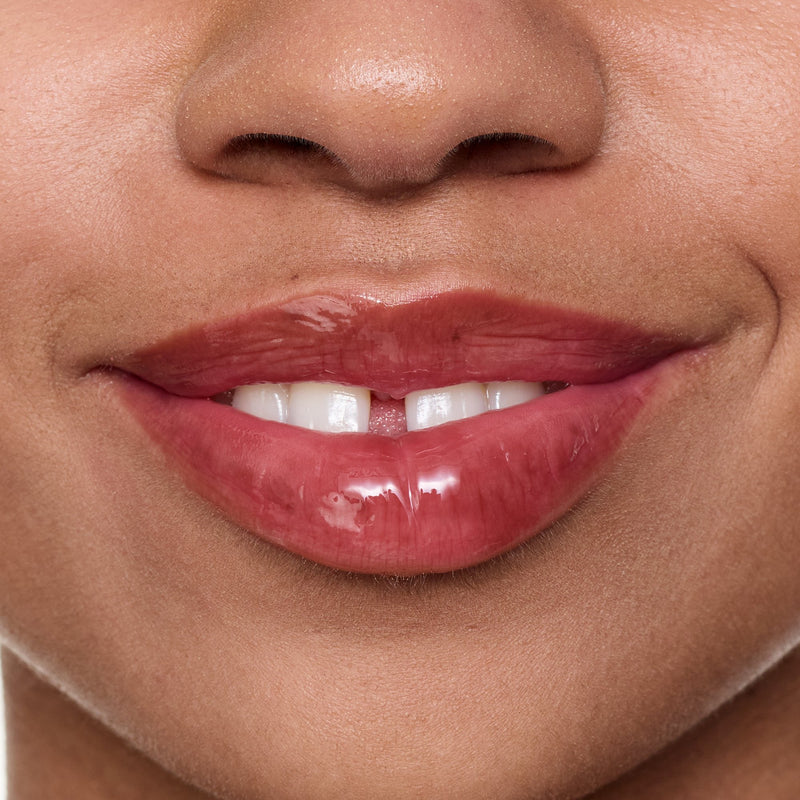 Essence Milky Glazed Glossy Lip Balm 05 Latte-tude