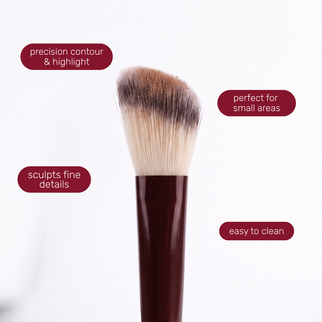 Brush head of the Boozyshop Flawless Small Angle Face Brush with text labels about how to use it