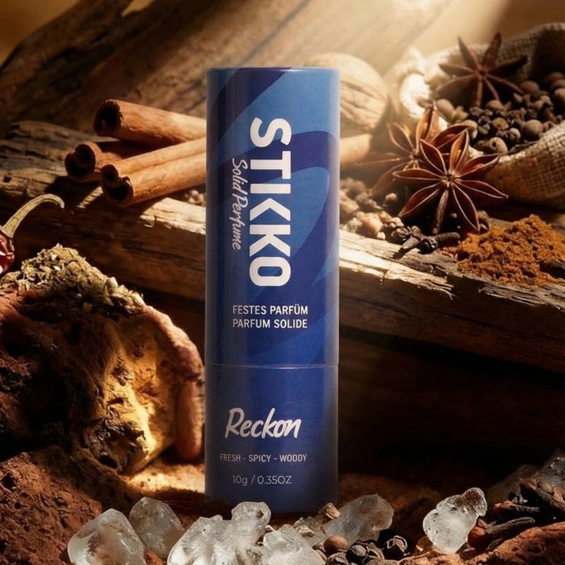 Stikko Solid Perfume Reckon, vast parfum in stickvorm met een frisse, kruidige en houtachtige geur